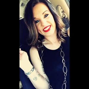 Meet your Posher, Alana