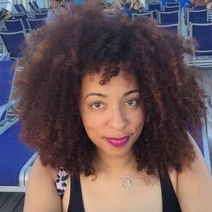 Meet your Posher, Merieta