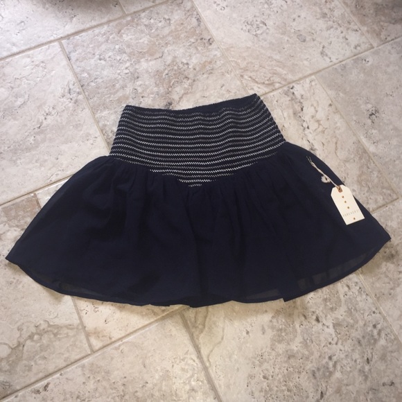 Navy skirt