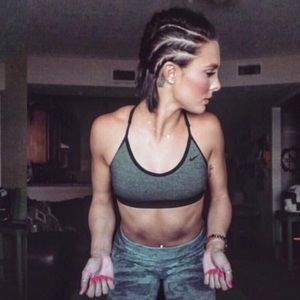 Meet your Posher, Nicole