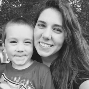 Meet your Posher, Kayla