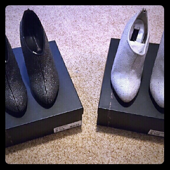 A bundle 2 pair of Steve Madden Booties.