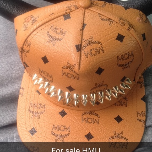 mcm snapback