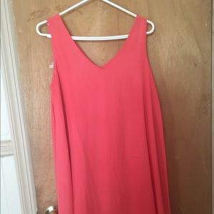 Maternity dress size large. Never been worn