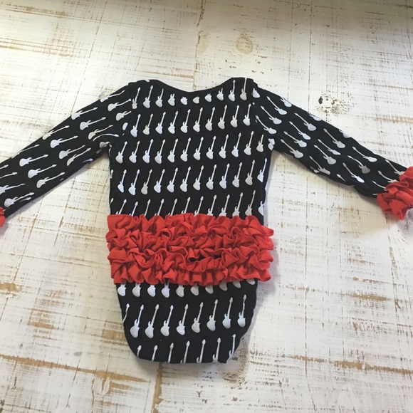 Boutique onesie with ruffle - Picture 2 of 3