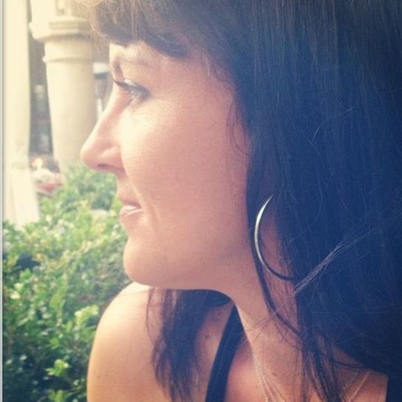 Meet your Posher, Vicky - Picture 1 of 1