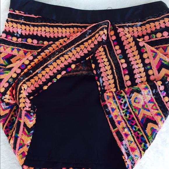 Forever21 Contemporary Sequin Skirt - Picture 2 of 7