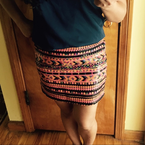 Forever21 Contemporary Sequin Skirt - Picture 6 of 7