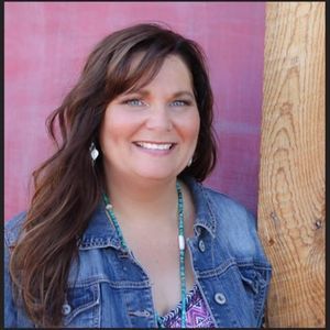 Meet your Posher, Alicia