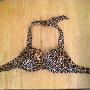 Never worn VS very sexy bikini top 32B