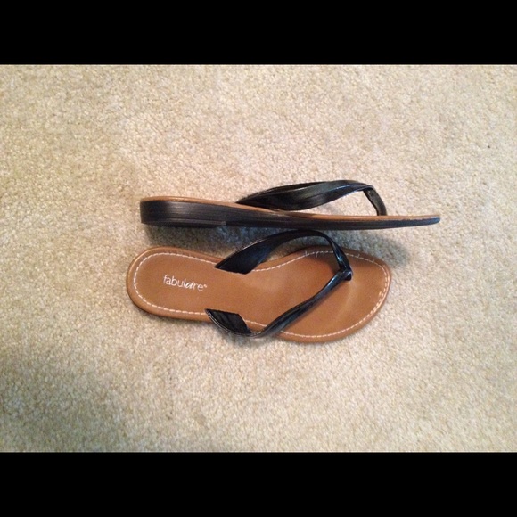 Casual flip flops - Picture 2 of 3