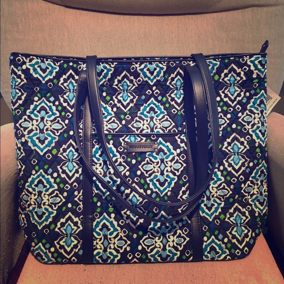 Vera Bradley Tote
