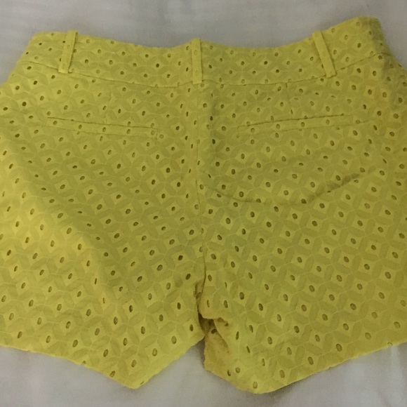 LOFT eyelet citron yellow shorts - Picture 4 of 4