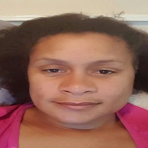 Meet your Posher, Lorie