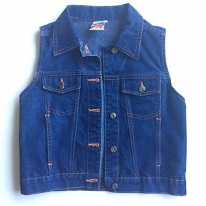 Sleeveless jean jacket