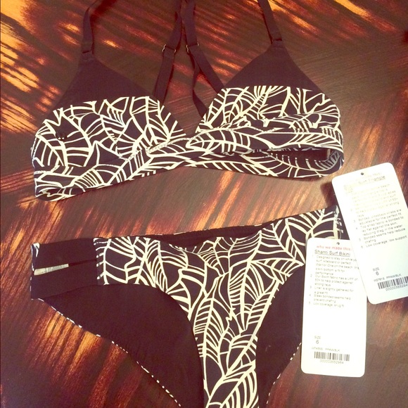 Lululemon shanti bikini NWT