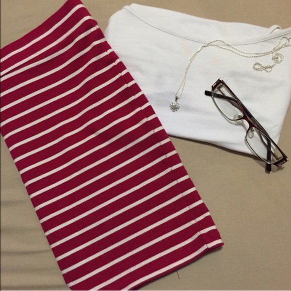 Barely used striped mini skirt