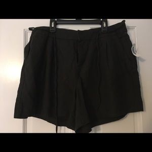 Old Navy dress shorts