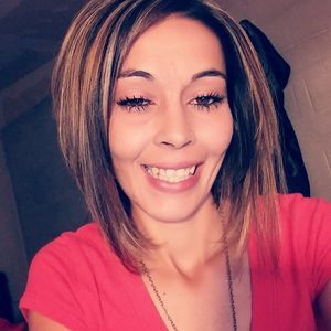 Meet your Posher, Carla