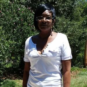 Meet your Posher, Dionne