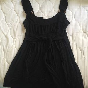 ❤️ Black Top With Bamboo Details ❤️