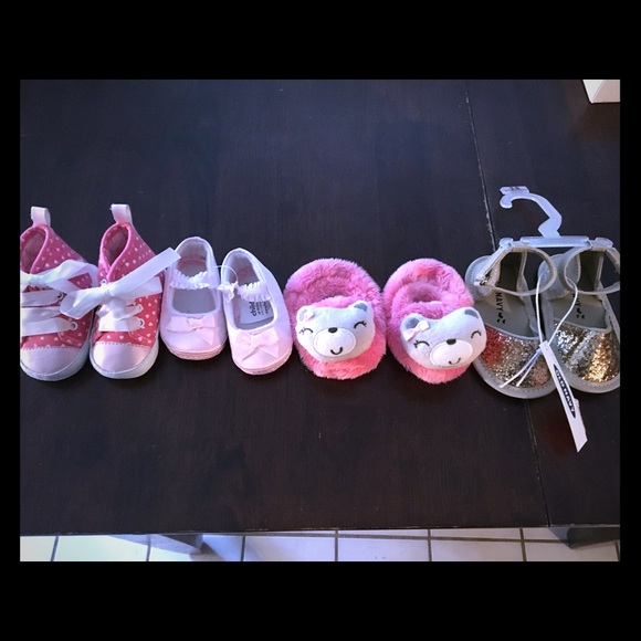 *NEW* baby shoes