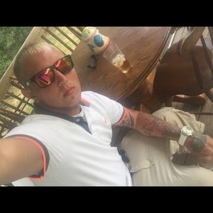 Meet your Posher, Justin