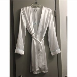 Bride robe and shoes - so cute!