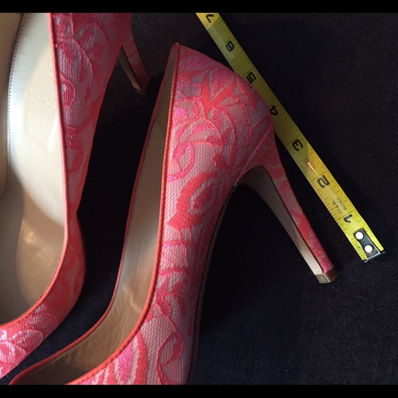 Used J.Crew neon pink lace heels size 10 - Picture 6 of 7