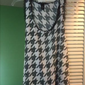 ⚪️⚫️Houndstooth blouse⚪️⚫️