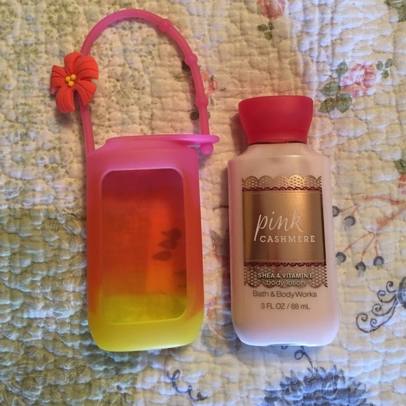 bath and body works makeup lotion and lotion holder poshmark bath and body works lotion holder