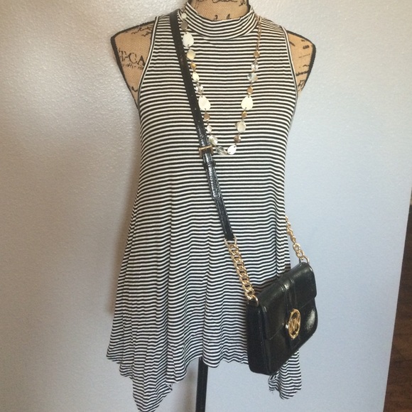 Sleeveless Tunic top NWOT
