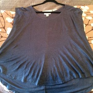 Free flowing tshirt.