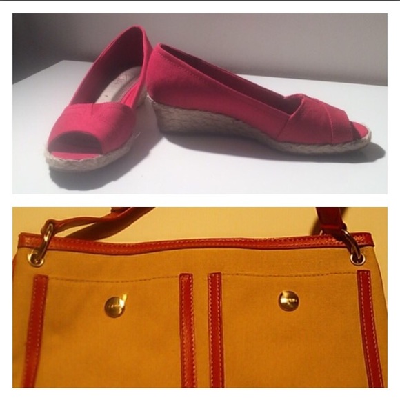 Canvas wedges and bag