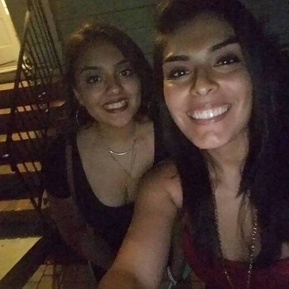 Meet your Posher, Michelle - Picture 1 of 1