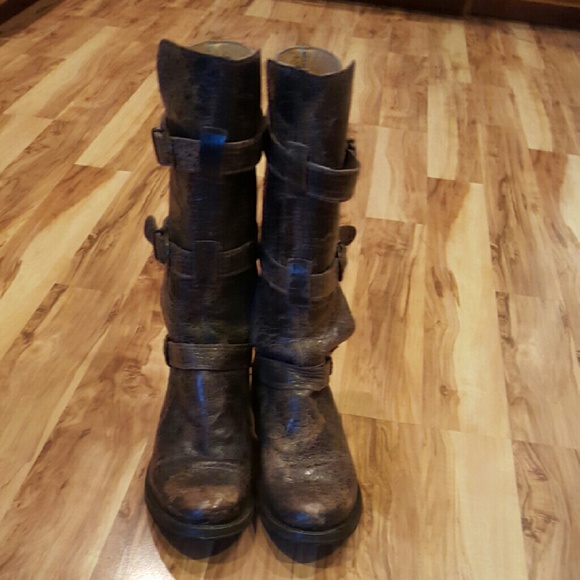 Steve Madden Buck boots - Picture 2 of 4