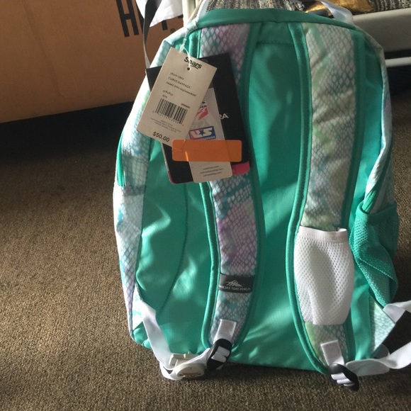 Lightweight backpack - Picture 2 of 4