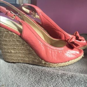 Coral Enzo Angiolini wedges