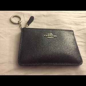 Coach coin key chain l