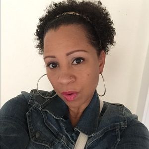 Meet your Posher, Stephenie