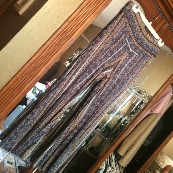 Free People pants.. Size Medium.