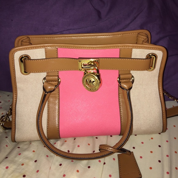 Michael Kors Handbags - Michael Kors purse