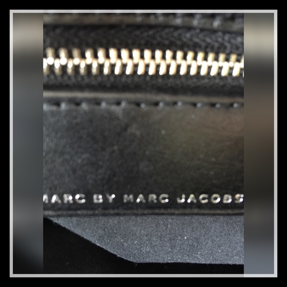 SOLD!!! Marc By Marc Jacobs Top of the Chain Messenger 🎀 - Picture 3 of 4