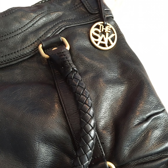 Gorgeous black leather medium-large shoulder bag - Picture 2 of 4