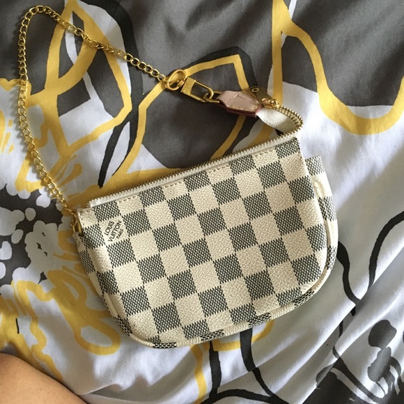 Louis Vuitton Wristlet