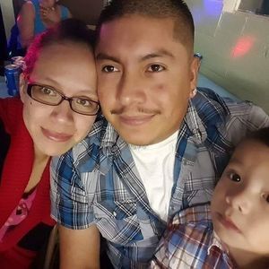 Meet your Posher, Shelly y genaro