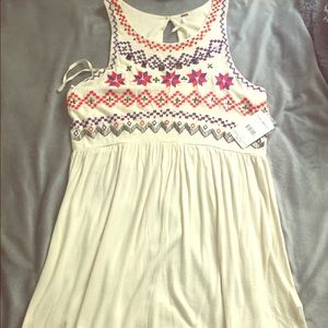 Sleeveless dress, tribal print, NWT