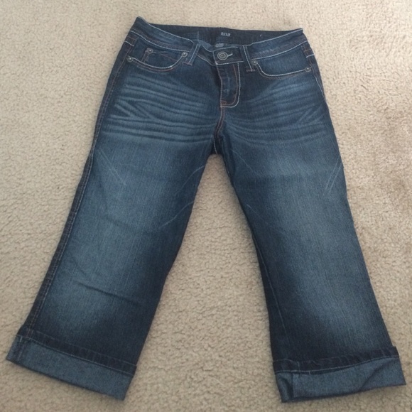Like new dark capris by Ana size 4 - Picture 3 of 4