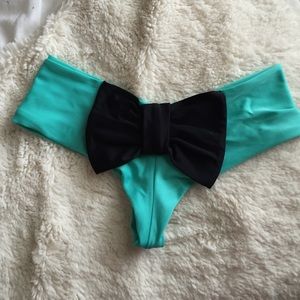 Lolli bow bottoms