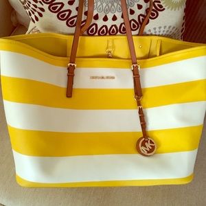 Michael Kors Tote
